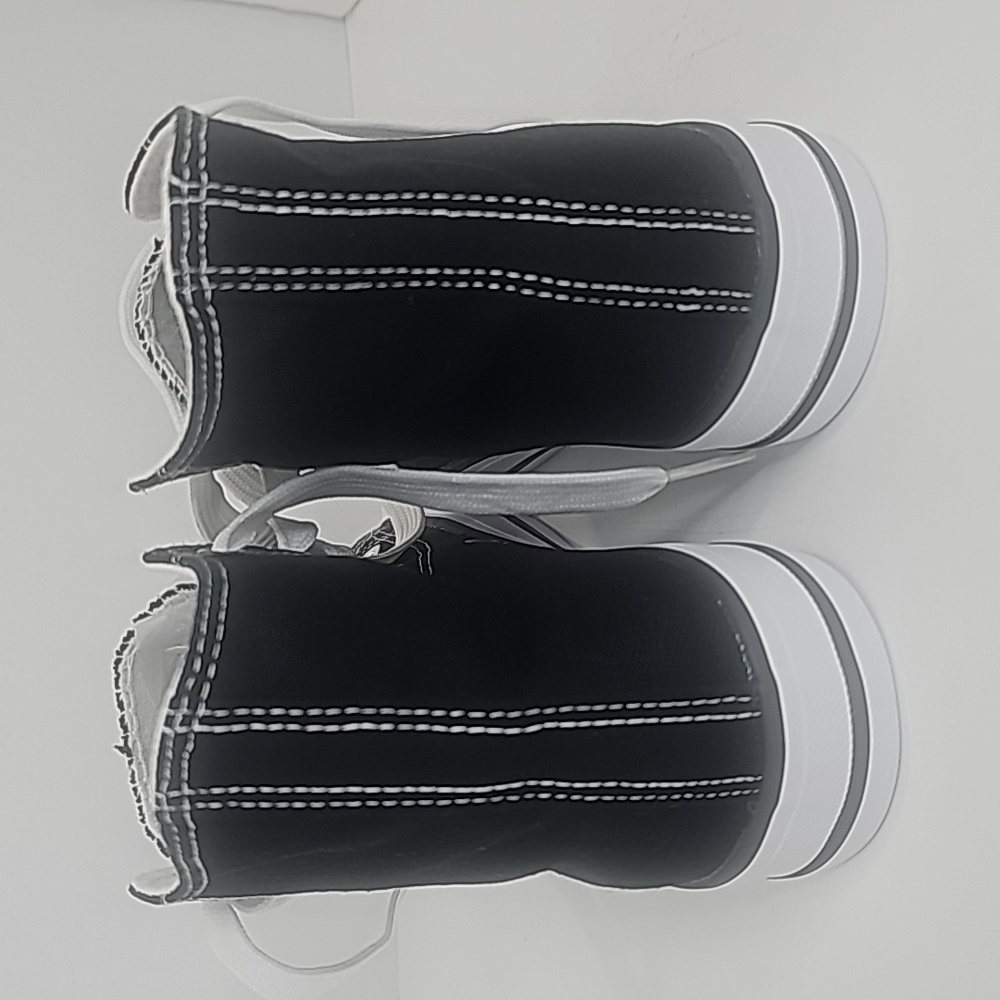 Unisex Canvas Sneakers, Size 6, Color Black and White - Picture 5 of 7